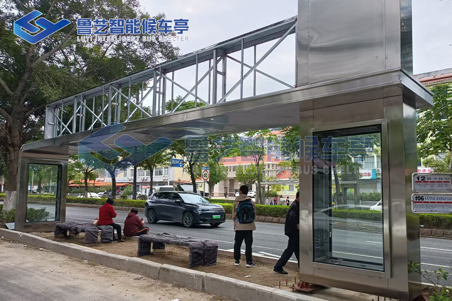 福建不銹鋼公交車候車亭項目案例，創新設計與耐用品質的完美結合